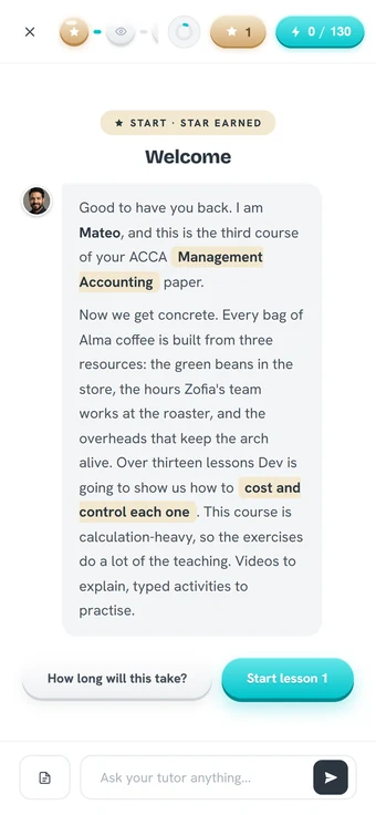 The same course on a phone: Mateo introduces the Alma Roasters case in a chat, with reply options and the XP counter